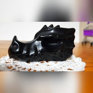 Snowflake Obsidian Dragon Skull